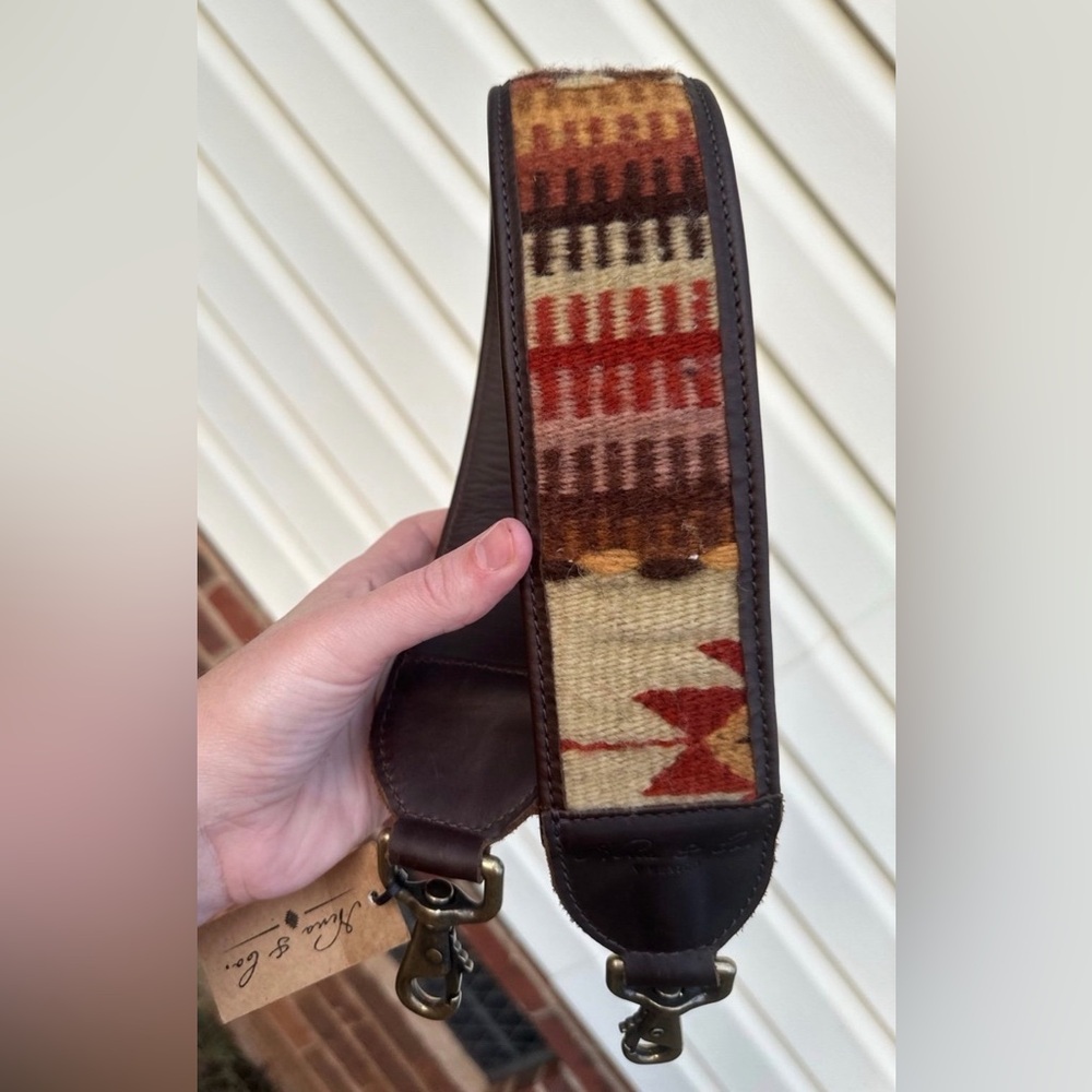 Nena & Co bag strap medium NWT